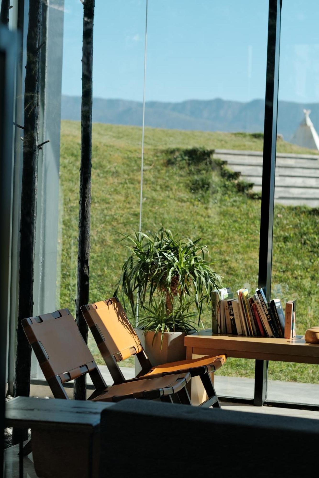The Rock Hotel Лиджанг Екстериор снимка
