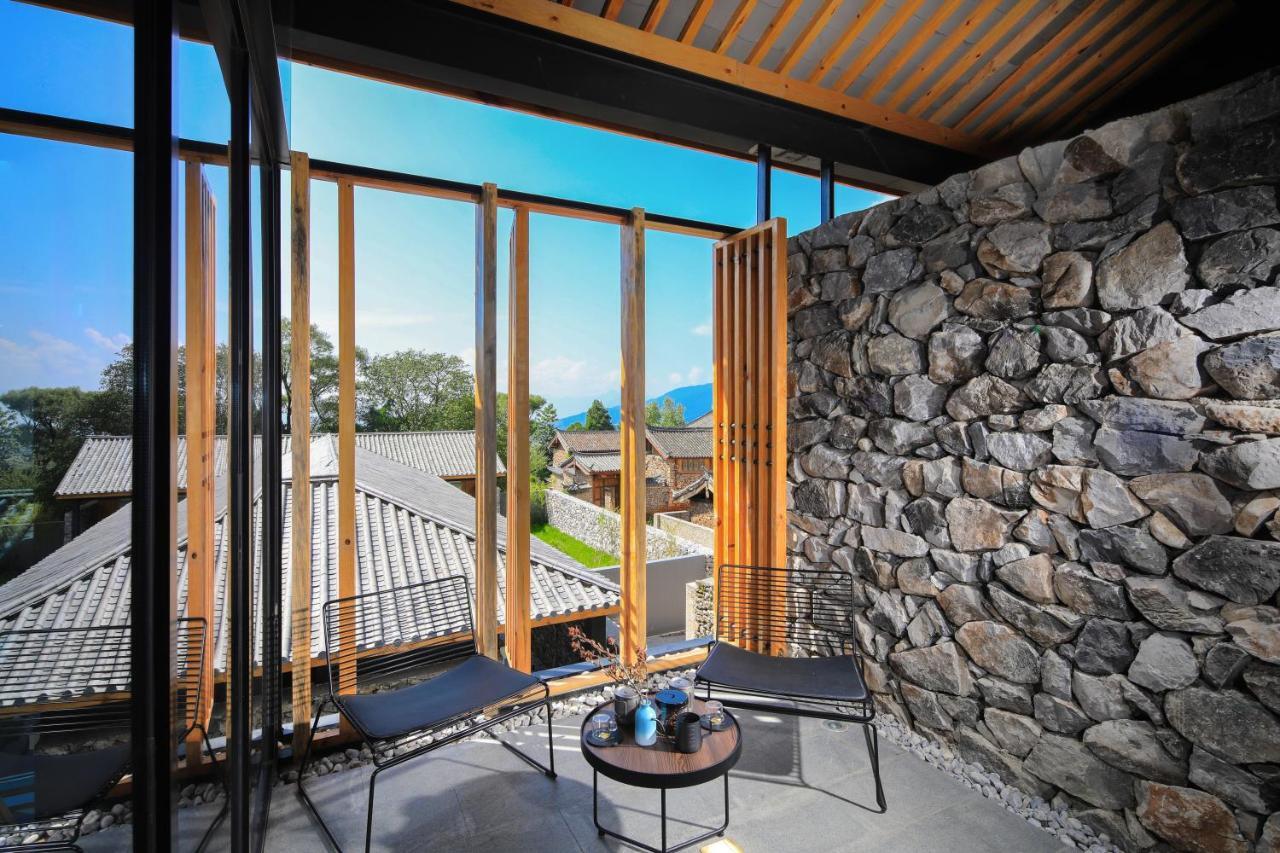The Rock Hotel Лиджанг Екстериор снимка